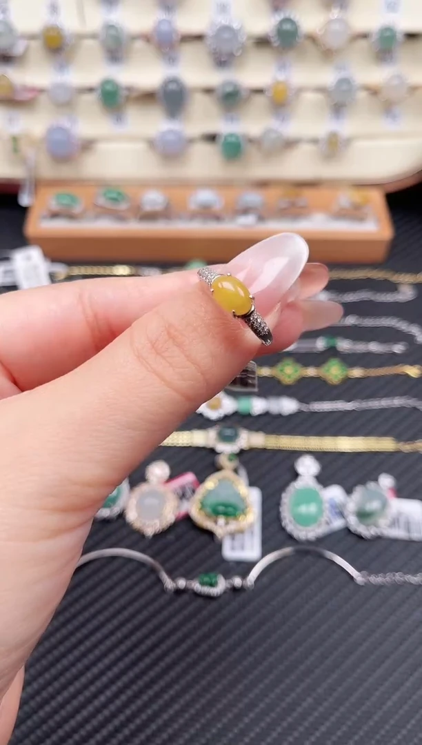 【闪购商品】翡翠戒指银S925镶嵌戒指18