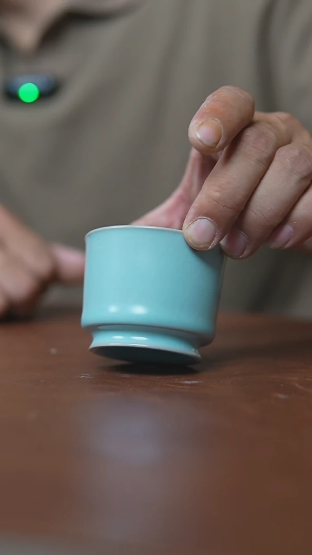 瓷片仿古天青纯手卷足容天杯