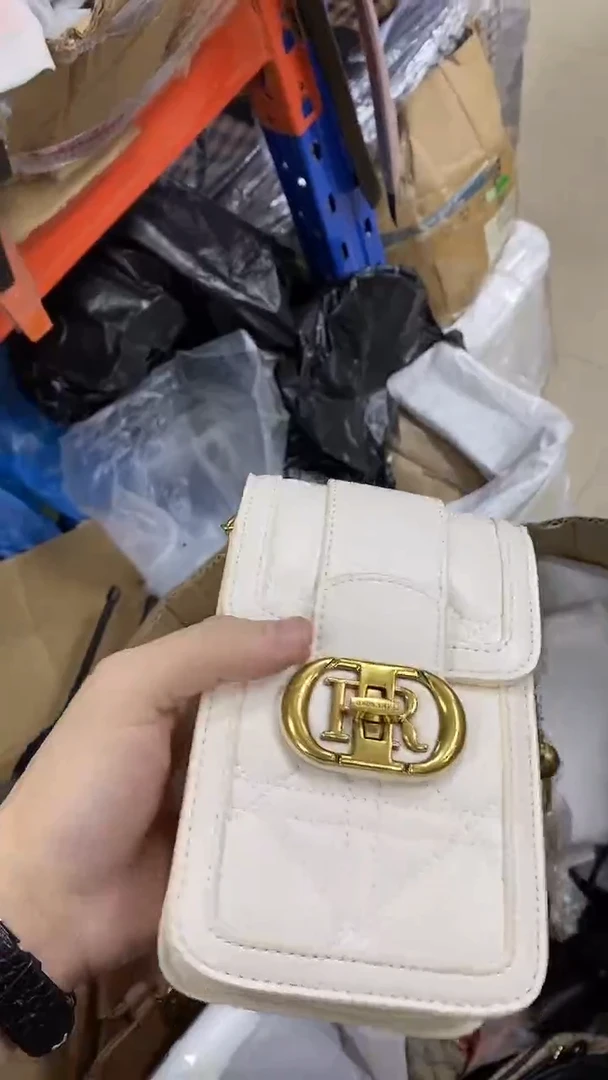 2025新款女士K经典时尚百搭轻奢