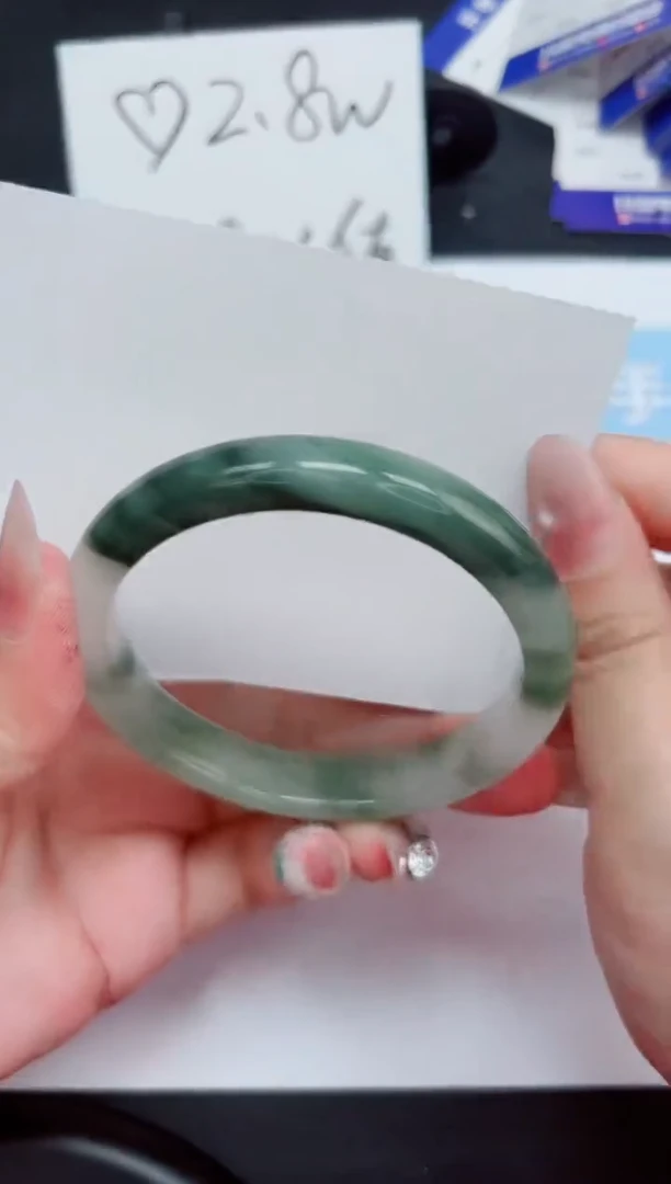 石英质玉手镯未镶嵌139-59