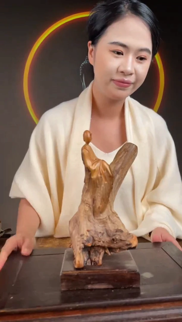 柏木（崖柏）手工摆件,先抢先得! 编号:169