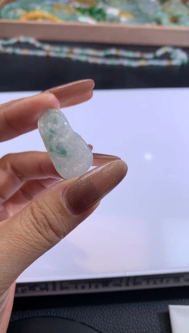 【闪购商品】定制翡翠未镶嵌翡翠