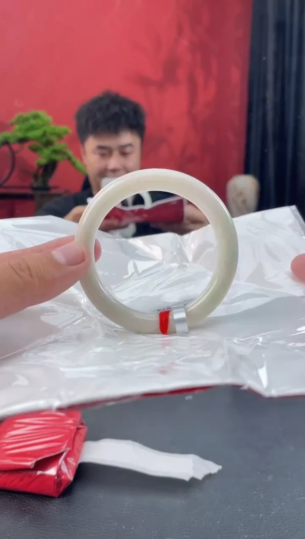 未镶嵌手镯翡翠6