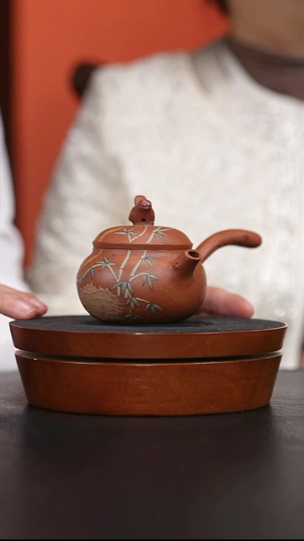 央广国宝苑紫砂茶壶 18