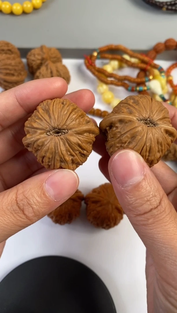 【闪购商品】文玩核桃把件文玩核桃