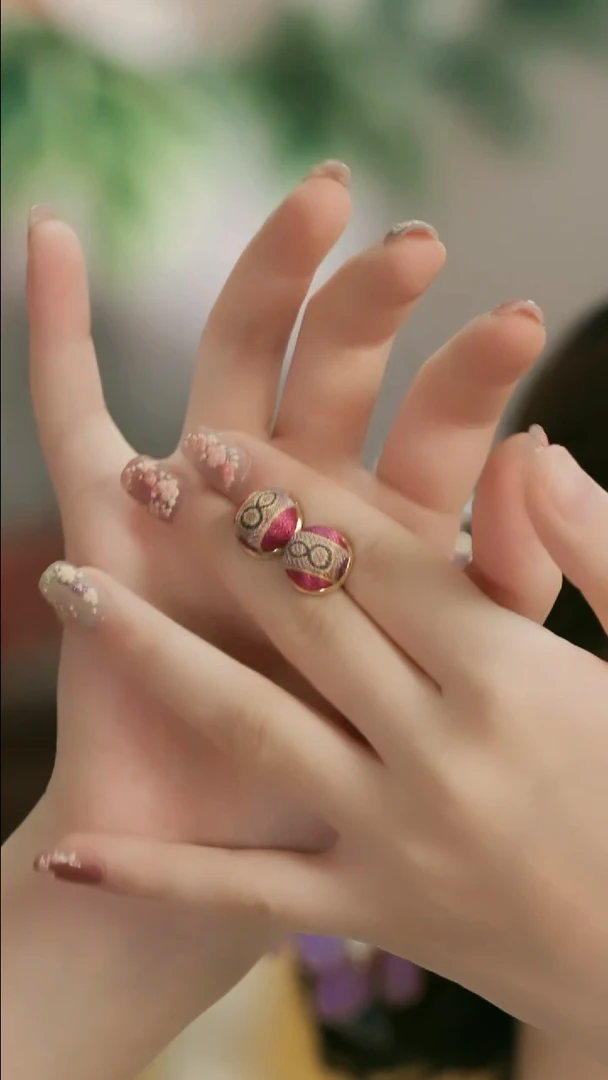 刺绣湘传礼宋锦杂宝耳饰