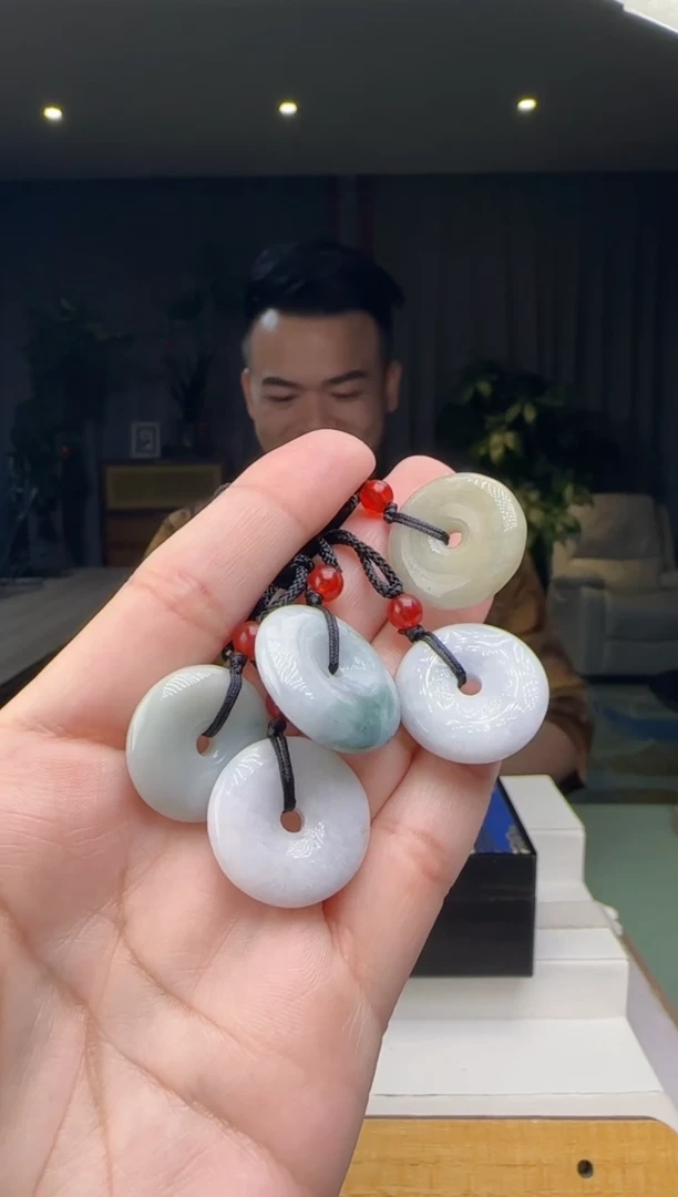 【闪购商品】翡翠吊坠(不含链)未镶嵌多样性发一XM@@WS50127H046