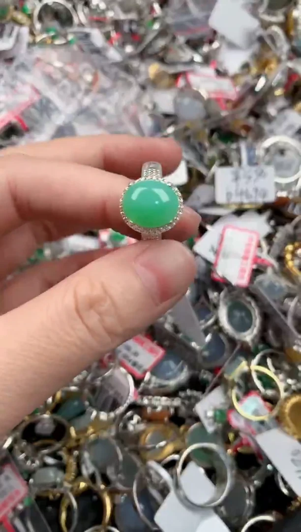 未镶嵌戒指翡翠777     1