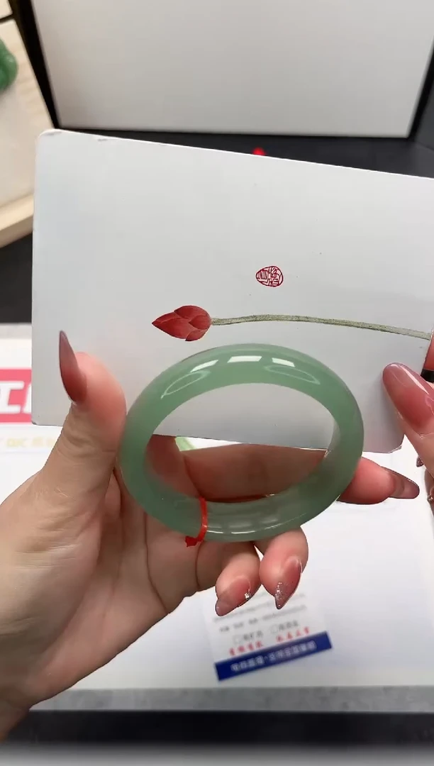 【闪购商品】石英质玉手镯未镶嵌233-55.8