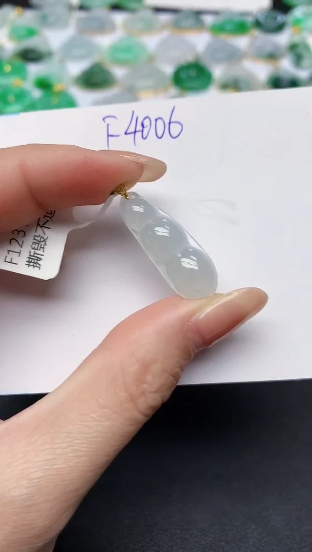 颈饰未镶嵌翡翠天然缅甸A货翡翠百元以上9元证书费自理