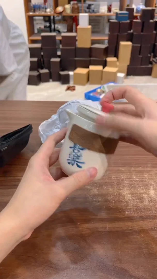 陶瓷茶具发了清清