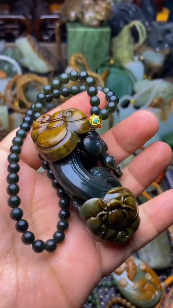 未镶嵌和田玉挂件1