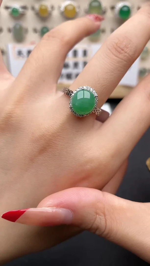 【闪购商品】翡翠戒指银S925镶嵌一物一证一礼盒