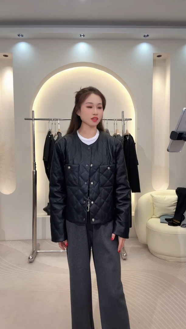 皮衣均码时尚格子