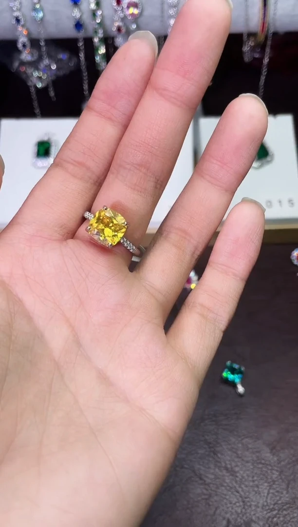 合金合成钻石金丝雀戒指