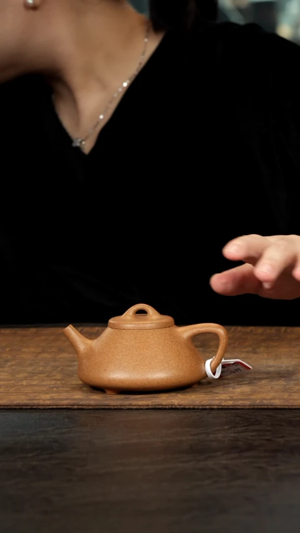 茶壶紫砂子冶冷金黄150cc