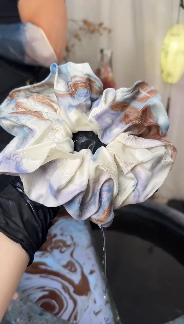 558 山茶花发圈 月下沙丘