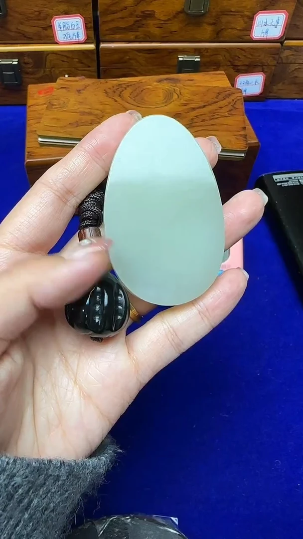 未镶嵌和田玉挂件合*欢1