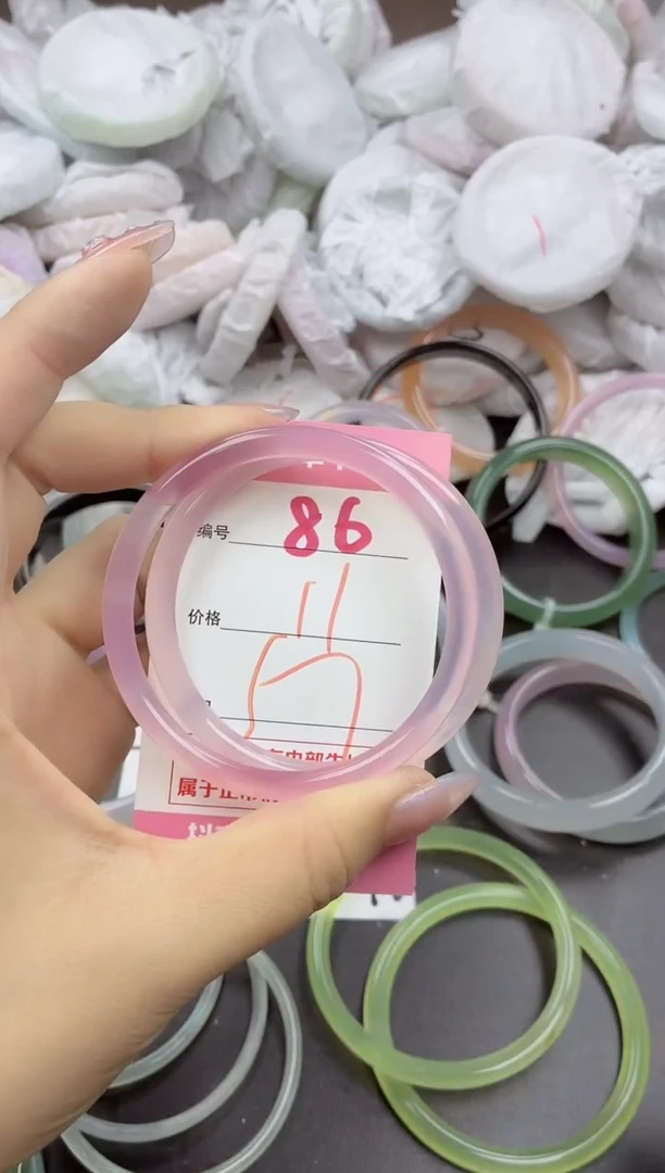 玛瑙/玉髓手镯未镶嵌86