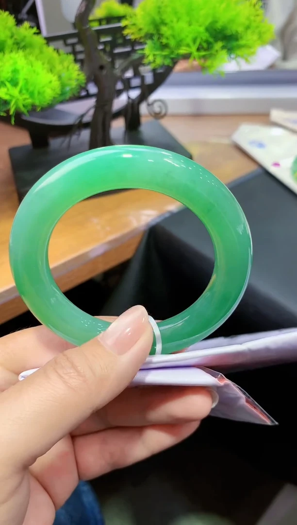 未镶嵌手镯翡翠-k58 天然缅甸A货翡翠总价50万定金2万