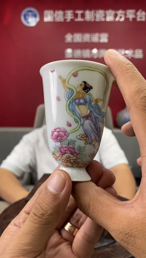 摆件b215景德镇瓷器一件