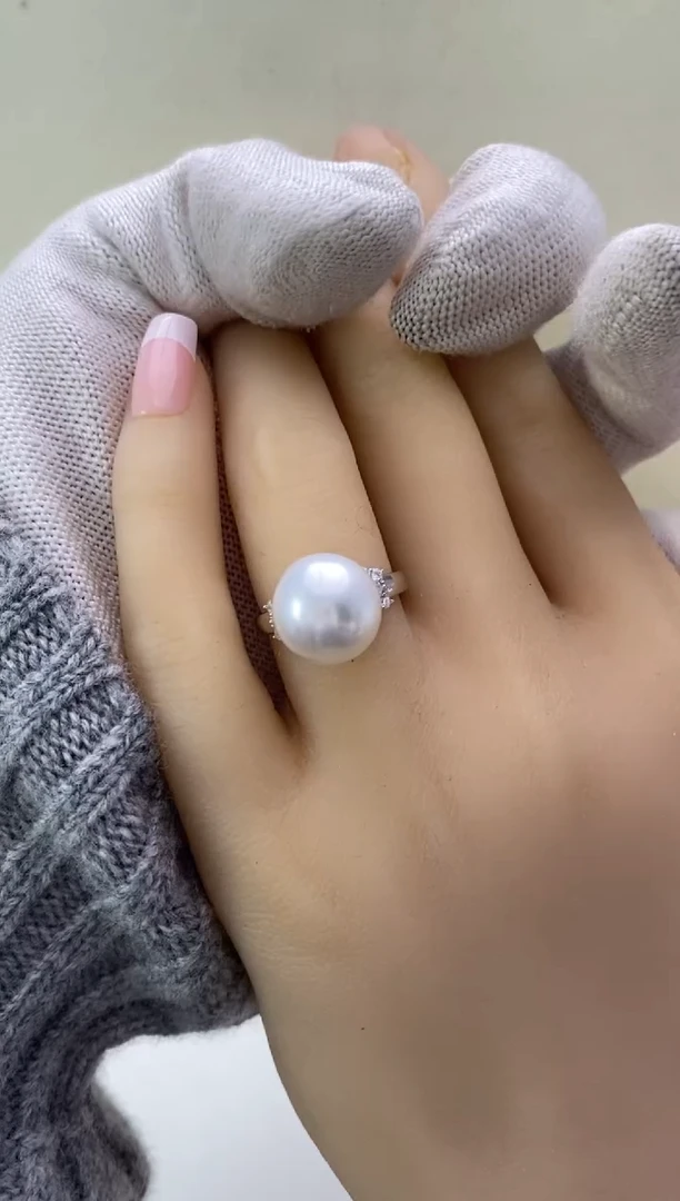 【闪购商品】海水珍珠戒指18K金镶嵌12-13mm澳白经典款