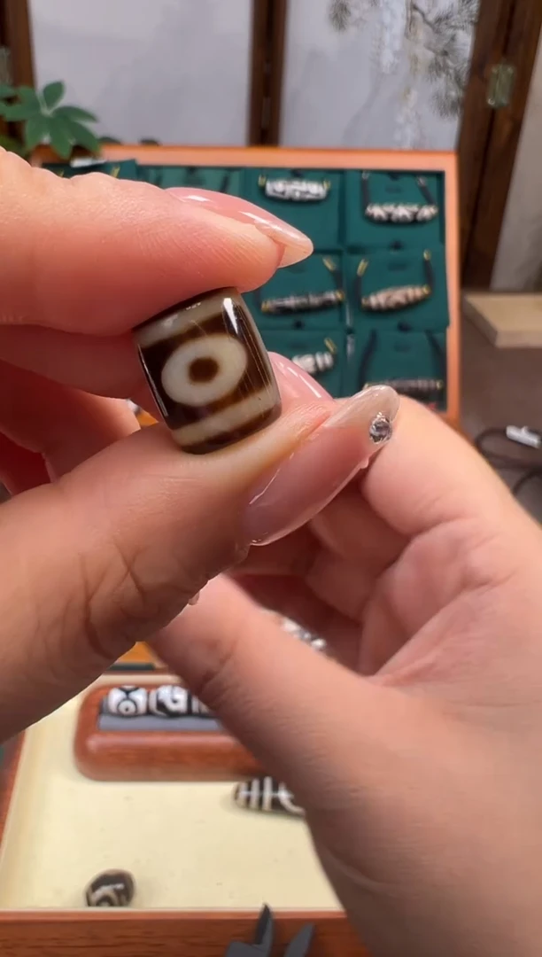 未镶嵌颈饰玛瑙/玉髓21.(微瑕随机发货)