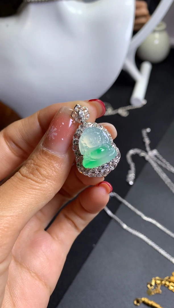 吊坠(不含链)18K金镶嵌翡翠宝宝佛翡翠吊坠