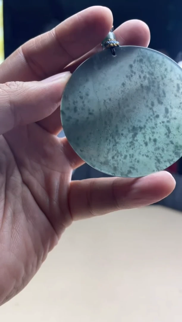 【闪购商品】翡翠颈饰未镶嵌       3994