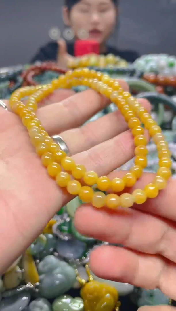 颈饰未镶嵌翡翠5mm/C/翡翠A货，一件也是批发价