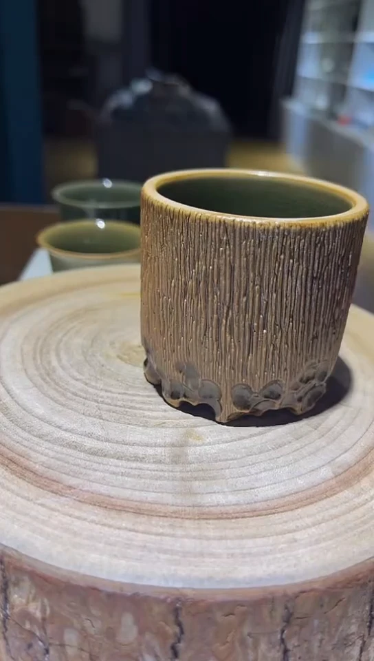 原生态原矿葱绿树纹杯