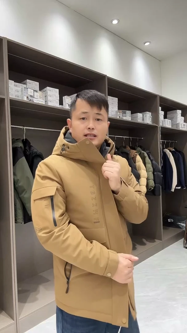 孤品男装连帽羽绒服.....