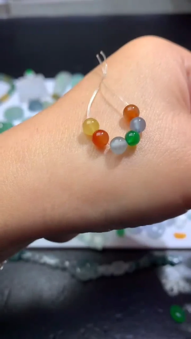 未镶嵌定制翡翠毛货