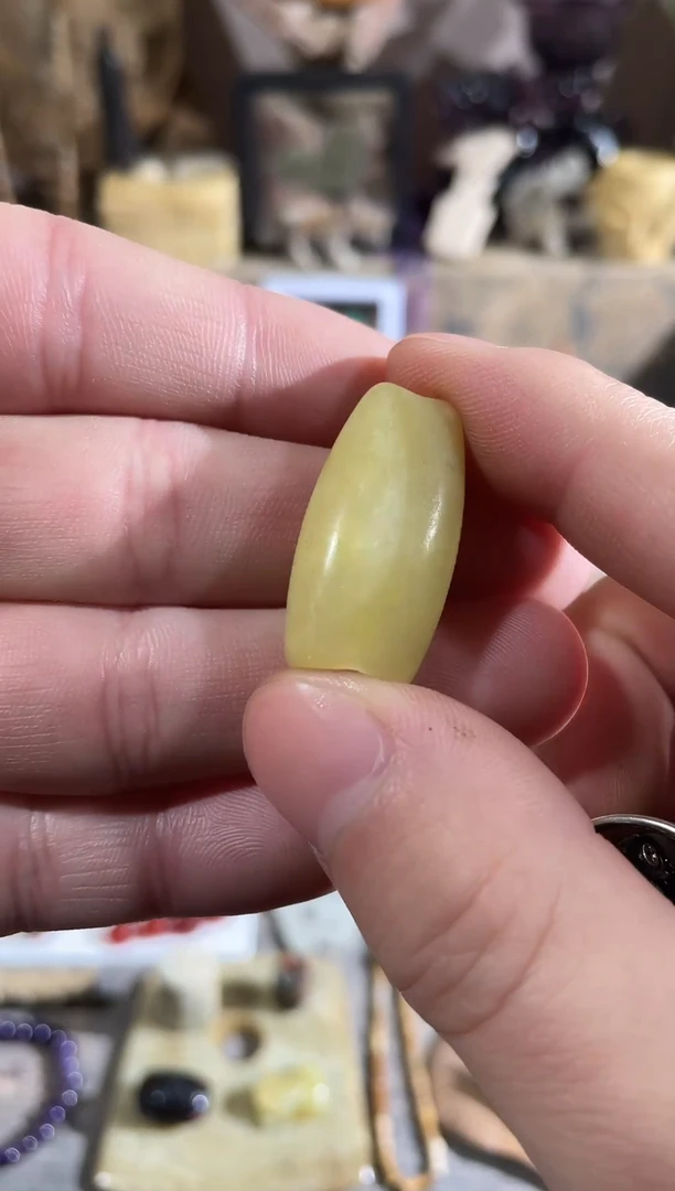 未镶嵌岫岩河磨玉（透闪石质玉）挂件1