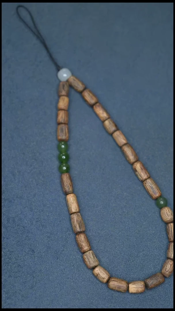 沉香手串海南莺歌绿棋手机链
