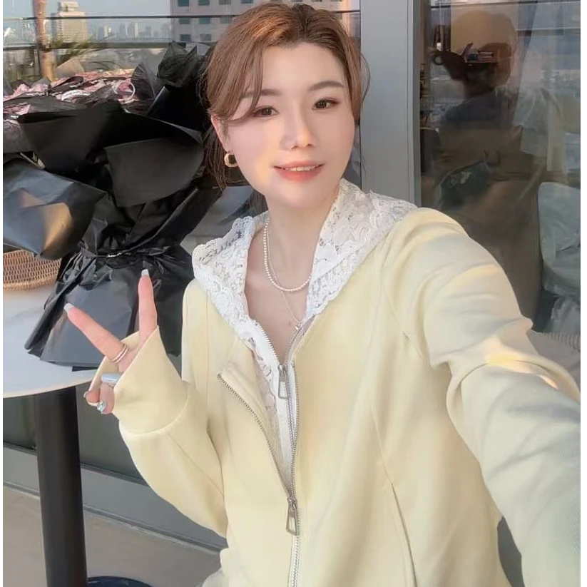 【洋洋精选】2025春季新款百搭时尚简约气质蕾丝拼接套装