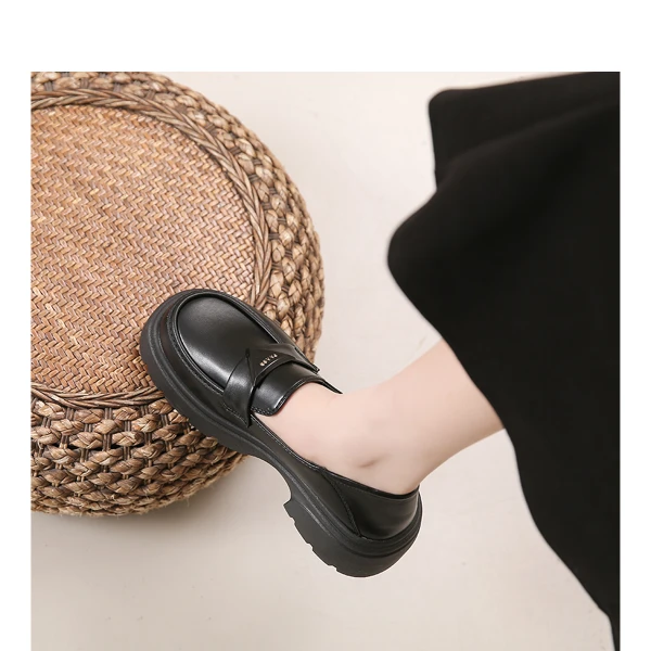 制服鞋【现货】百搭厚底乐福鞋女2025春秋新款英伦风jk黑色小皮鞋