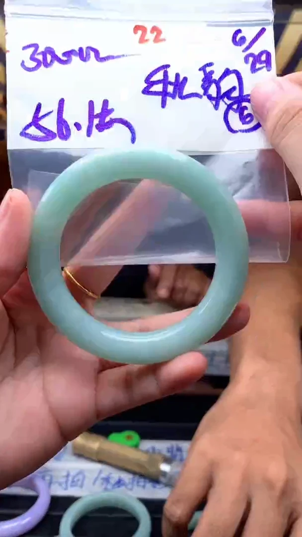 定制翡翠未镶嵌秋*22毛货需精细抛光拍一发一
