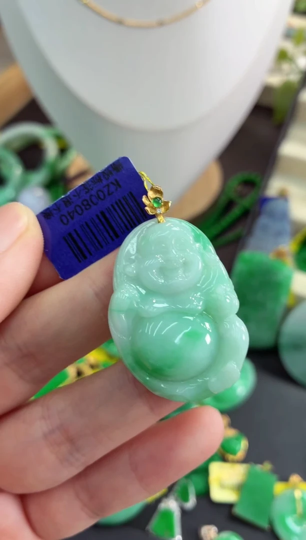 吊坠(不含链)18K金镶嵌翡翠挂件