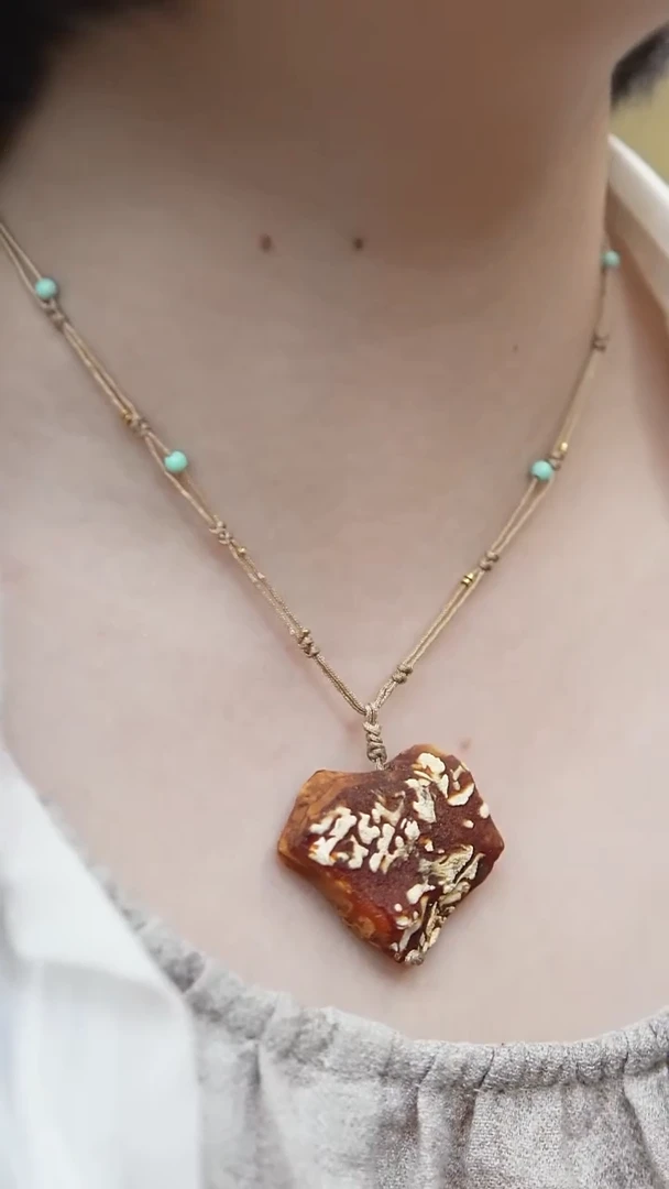 琥珀颈饰未镶嵌蜜蜡吊坠