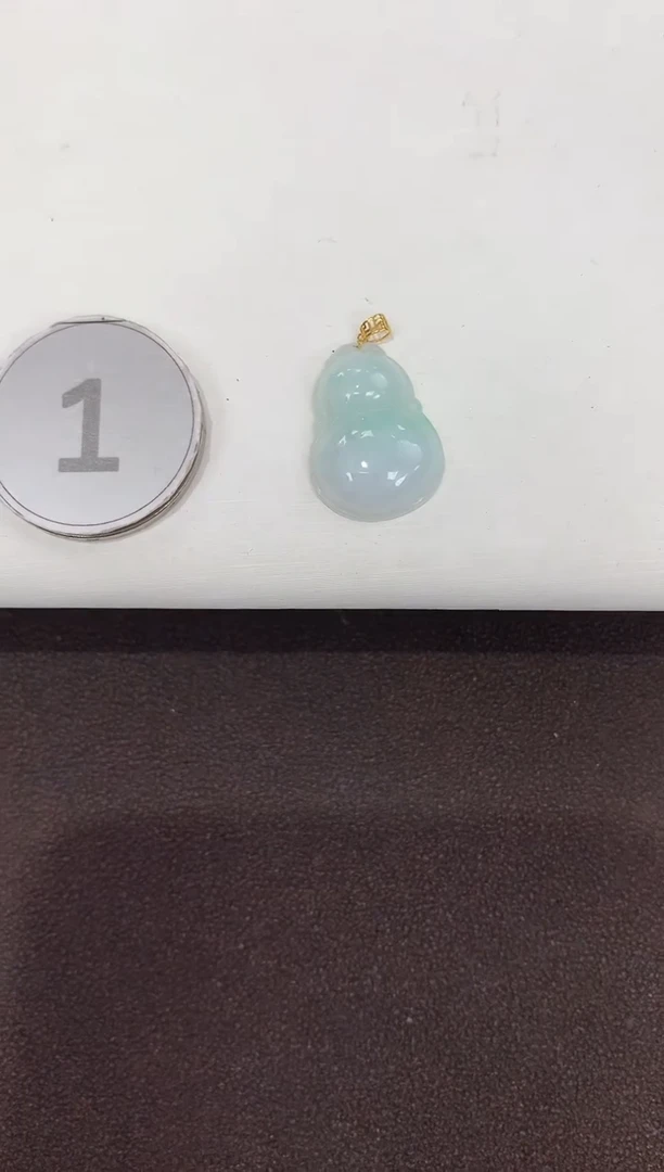 颈饰18K金镶嵌翡翠天然缅甸A货翡翠