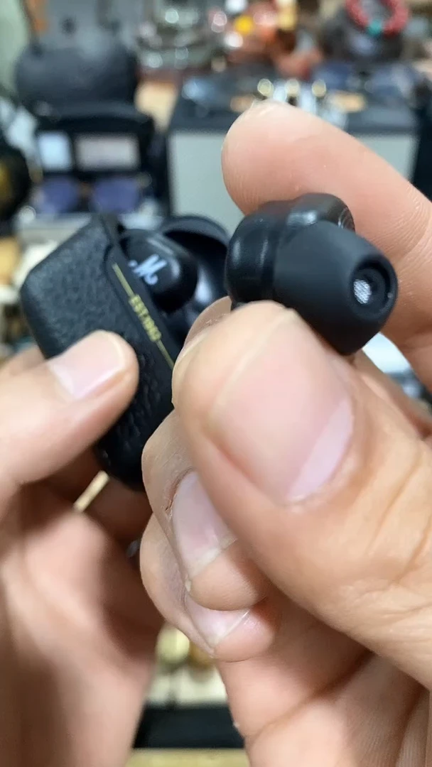 瓷片闪购商品  如图所示