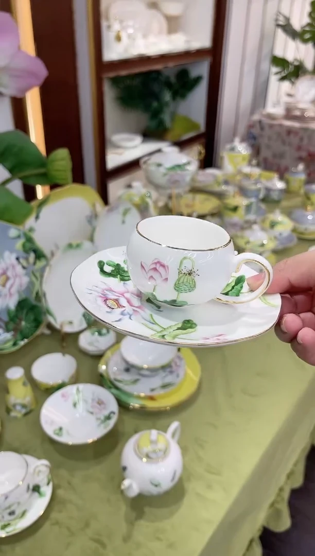 45%以上骨粉骨瓷圆球咖啡杯碟