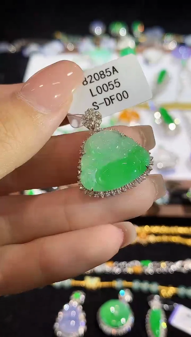 翡翠18K金镶嵌吊坠(不含链)L0055多样性发其一
