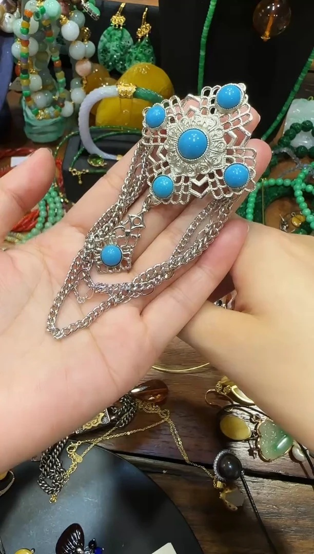 非金属无非金属无复古胸针