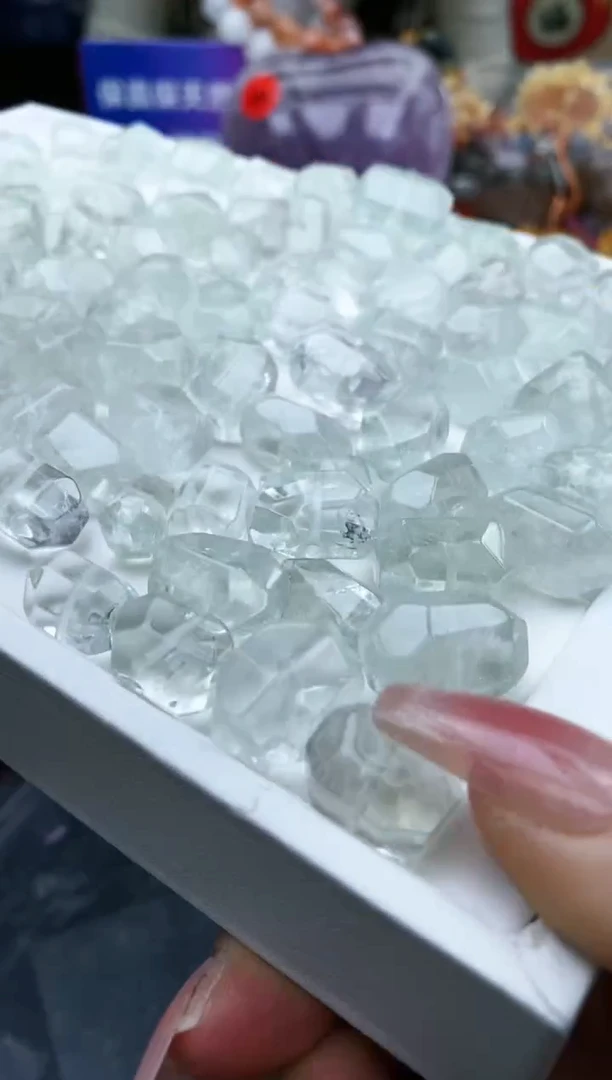 【闪购商品】水晶颈饰未镶嵌93a多样性发其一/2.10/1个