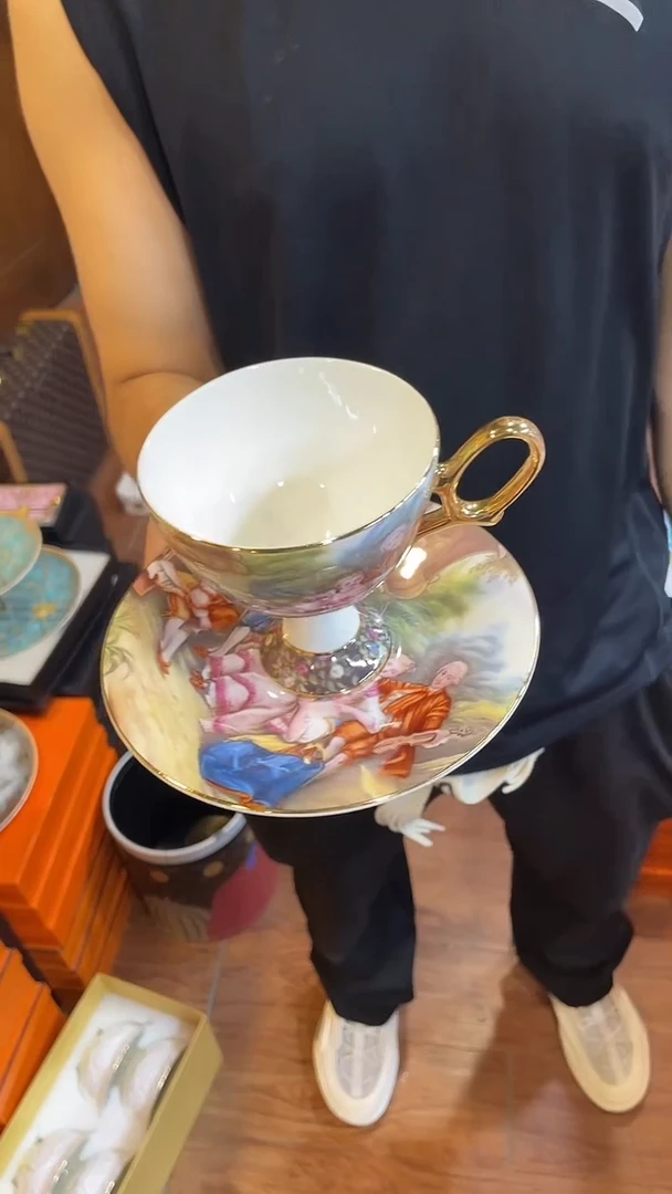 杯鸿辉家品牌瓷器，京东包邮！