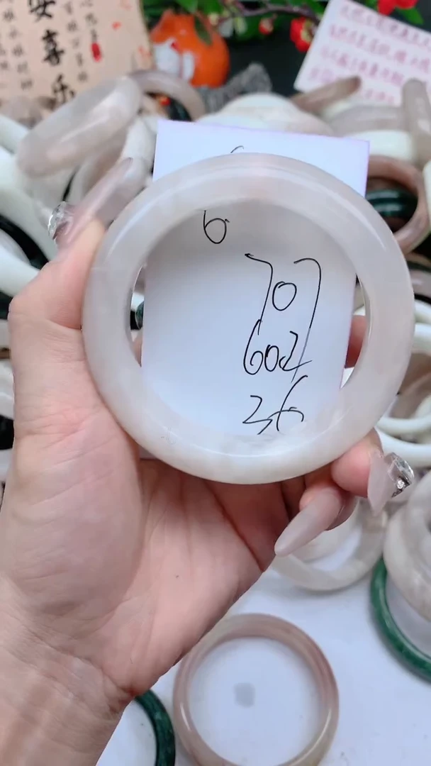 石英质玉手镯未镶嵌707