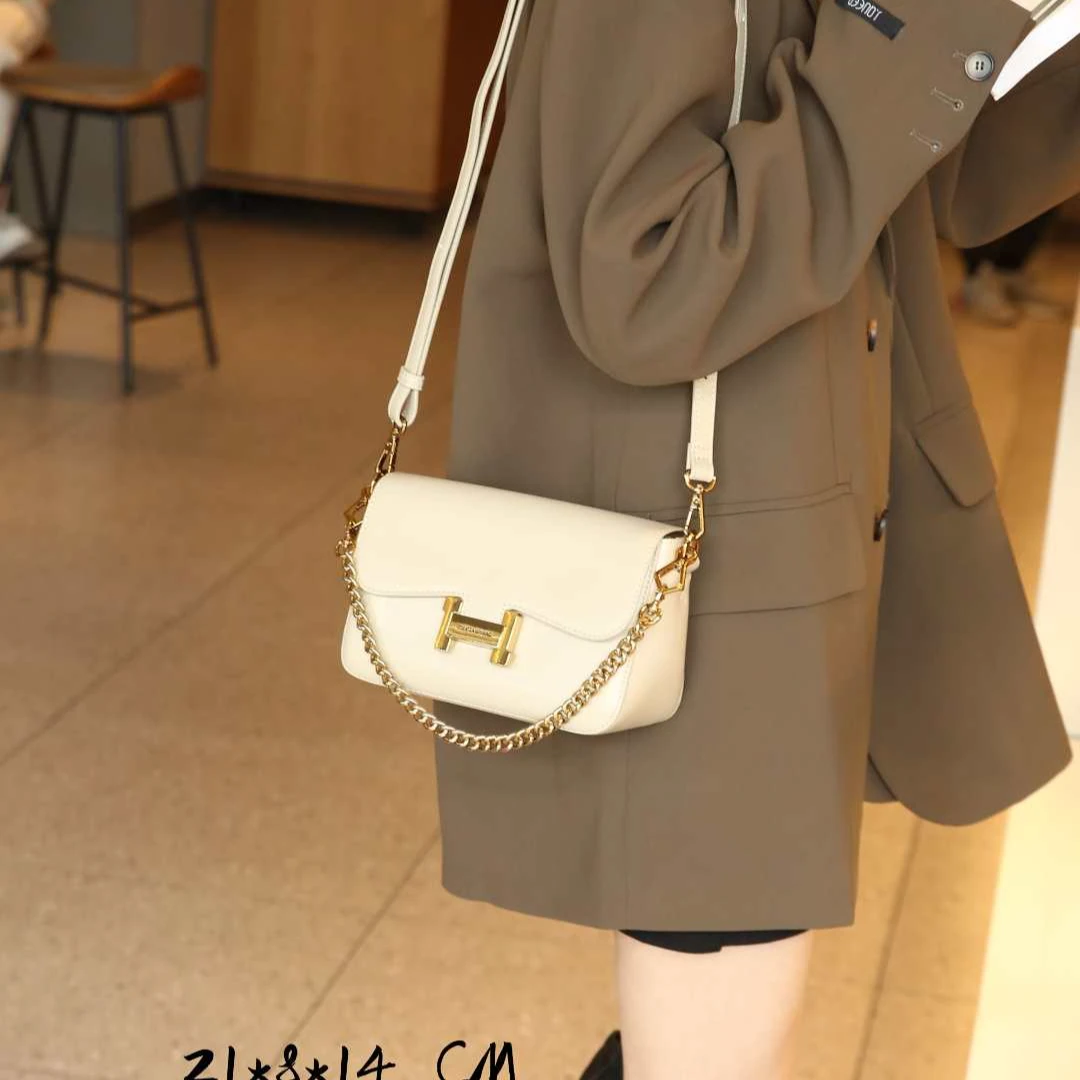 【芝麻集】SKL-5166-杏色RAIN.CUN休闲简约时尚腋下斜跨轻奢女包