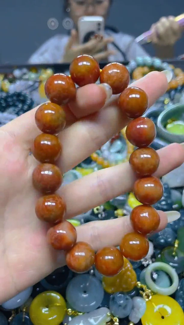 颈饰未镶嵌翡翠13MM/ J /翡翠A货，一件也是批发价